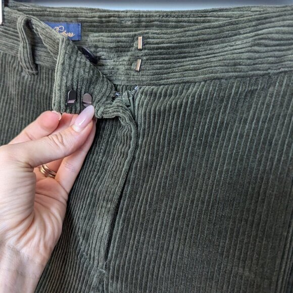 Brooks Brothers Wide Wale Corduroy Trousers | Olive Green | Classic Style - Picture 3 of 13